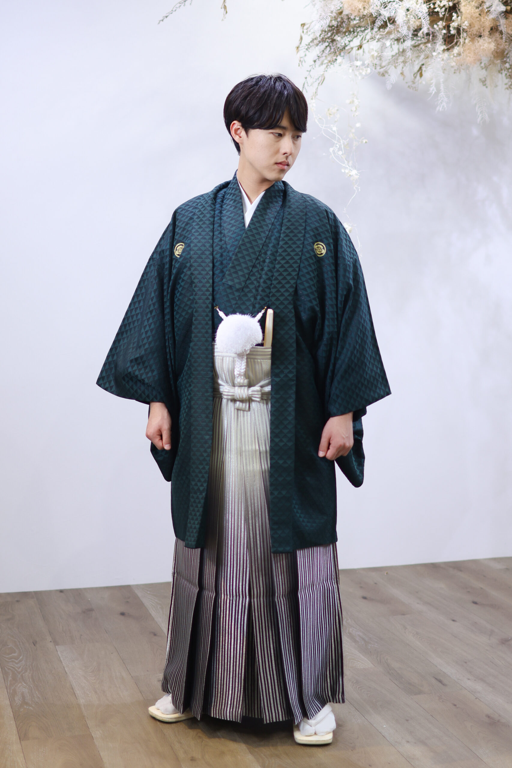 紋服　緑